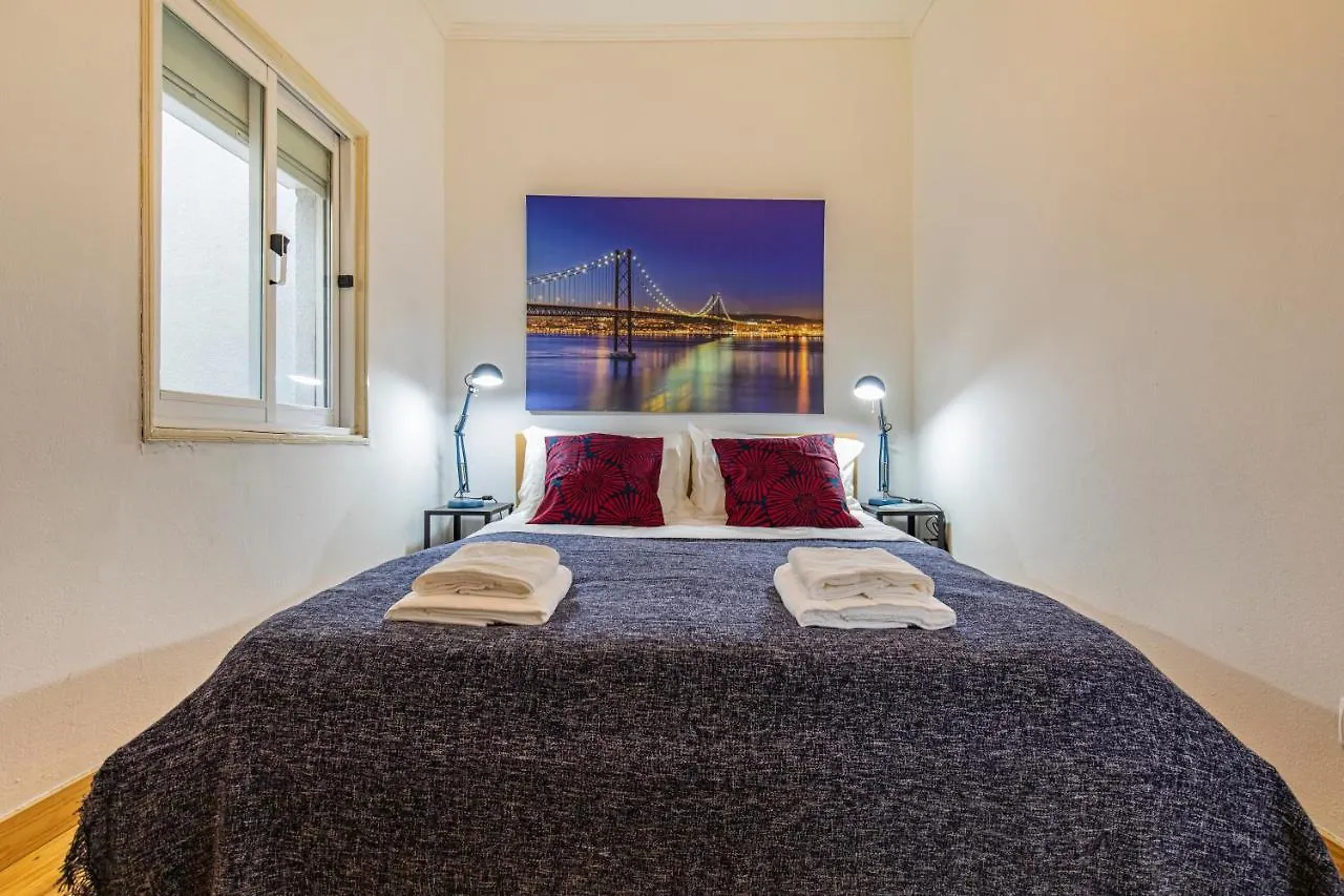 3 Bedroom Apt Near Av. Liberdade Lisbon